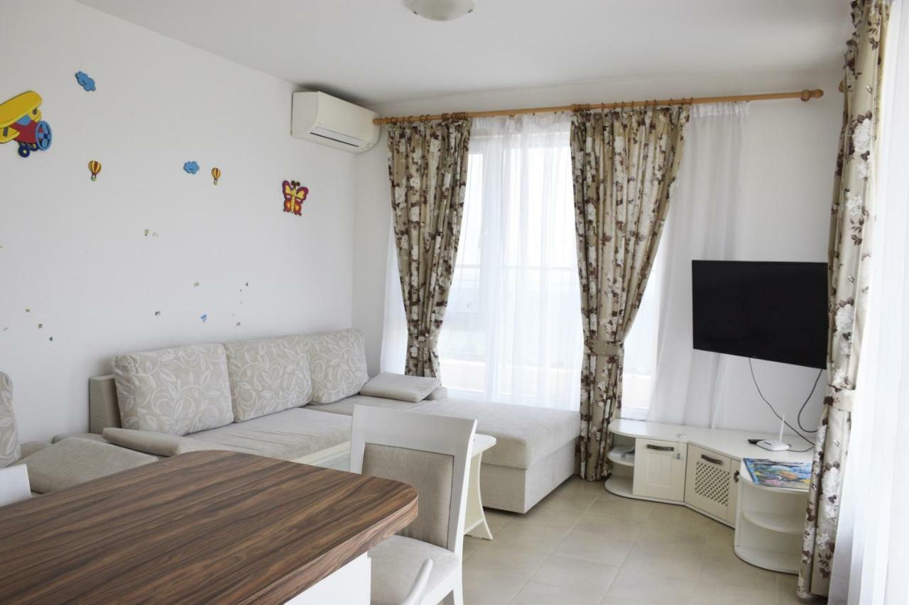 Byla White Residence ビャラ エクステリア 写真