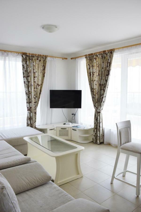 Byla White Residence ビャラ エクステリア 写真